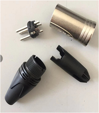 XLR