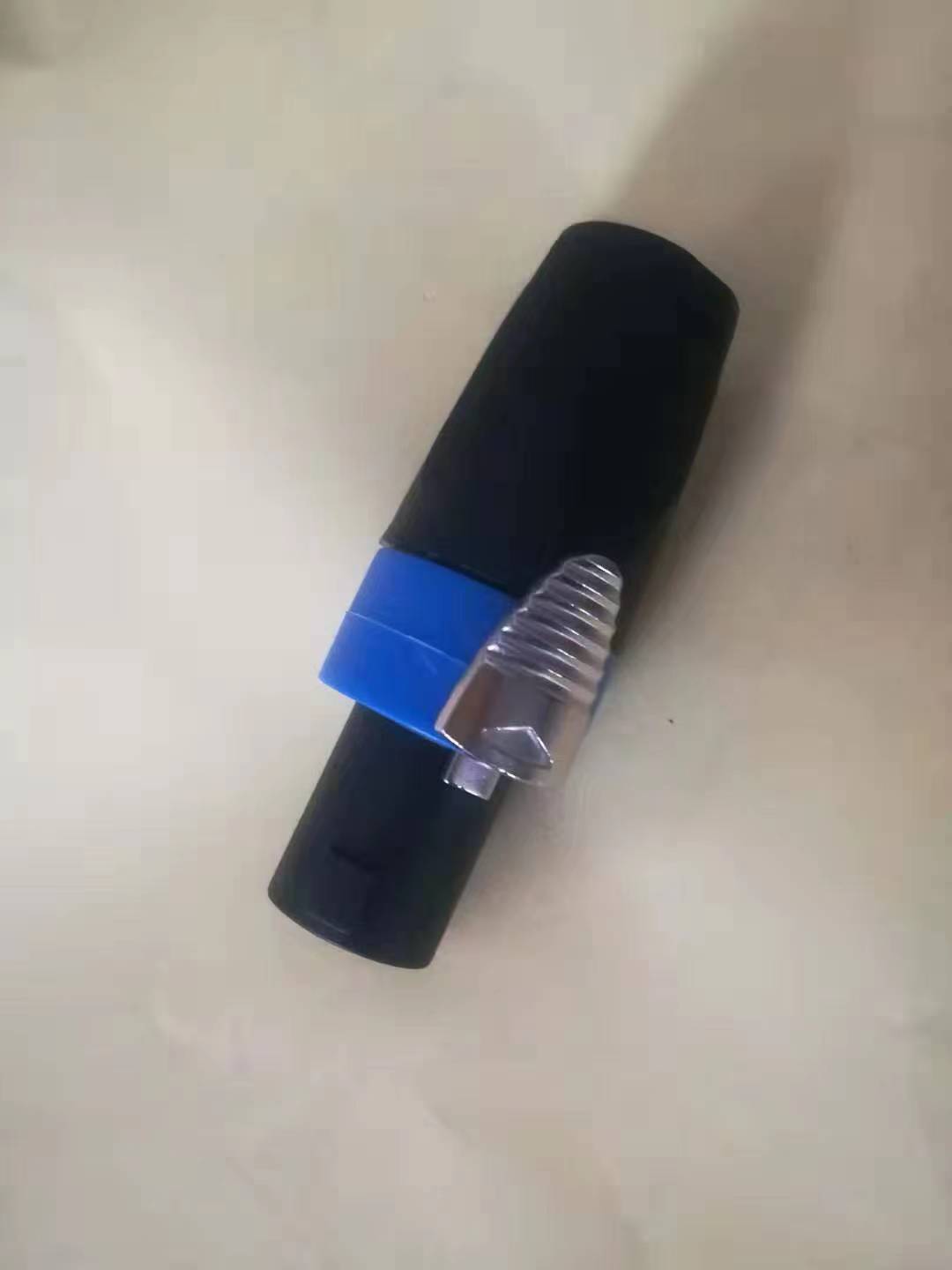XLR