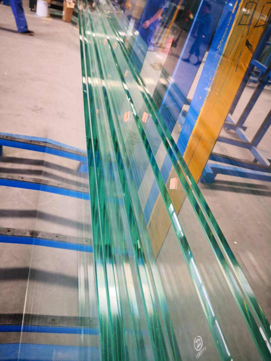 Clear float solar tempered glass