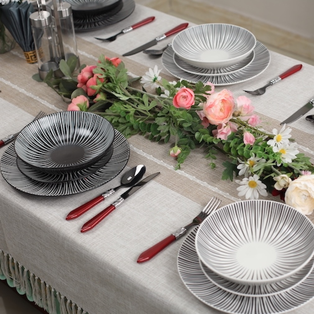 Porcelain Dinner set