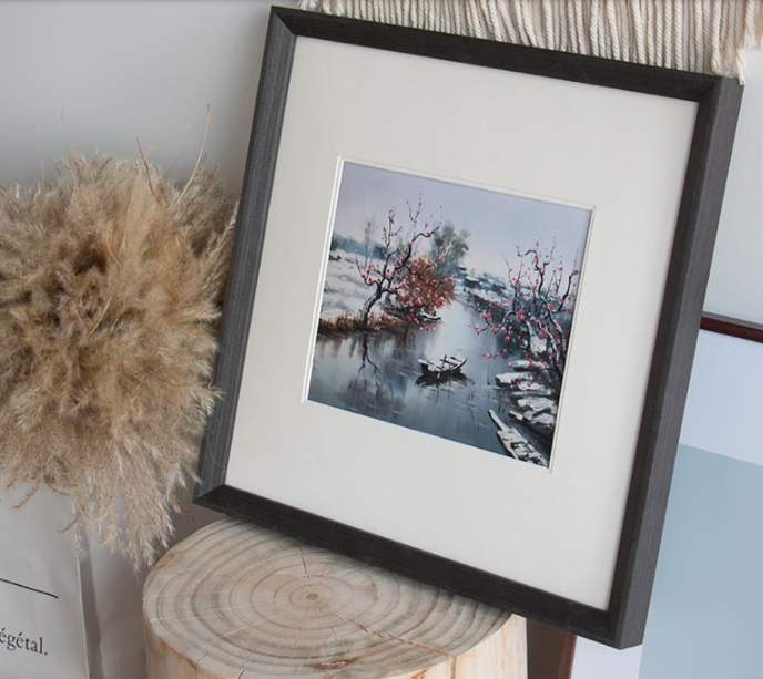 Square solid wood cardboard round photo frame