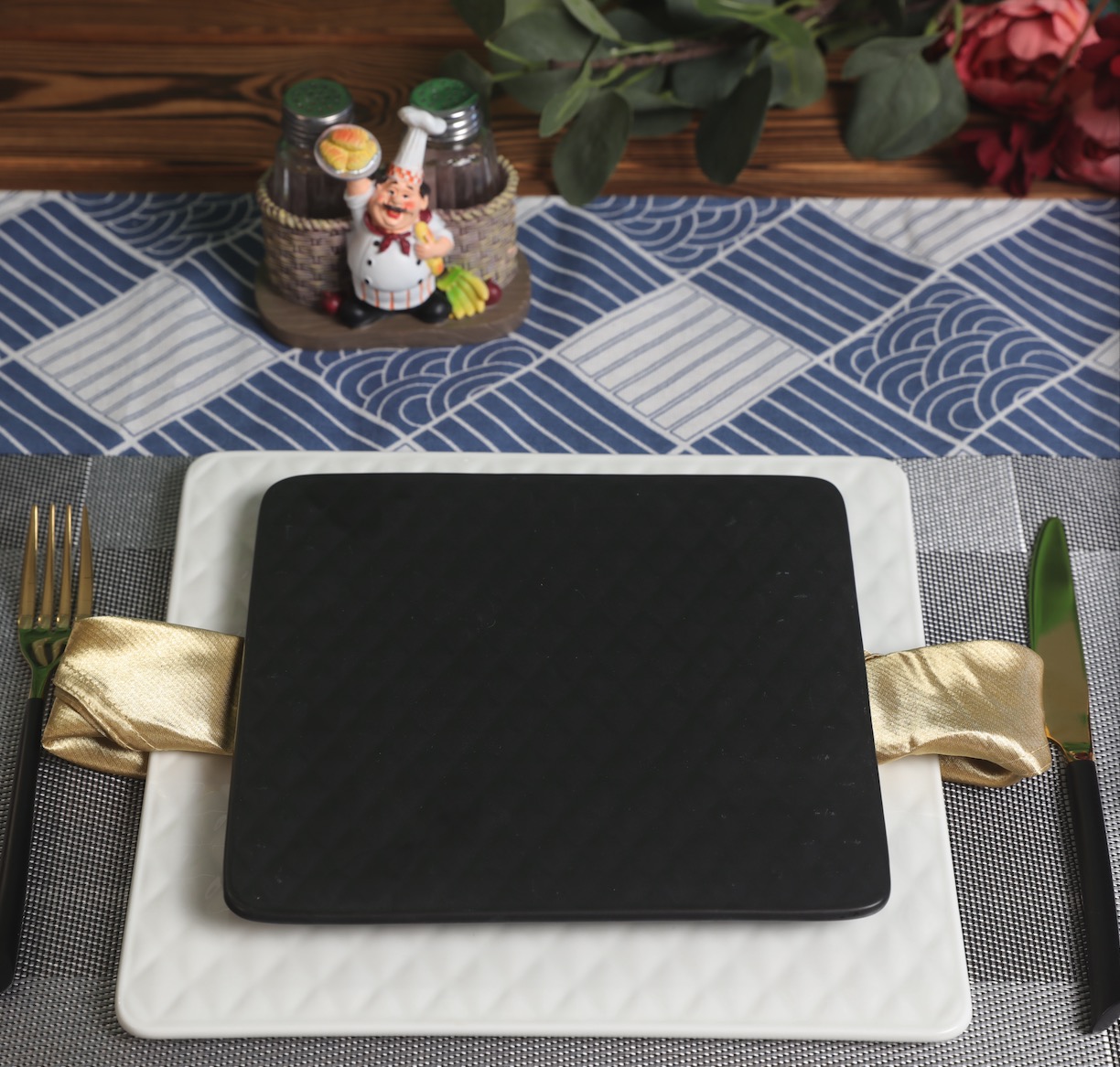 Flat square Serving plate