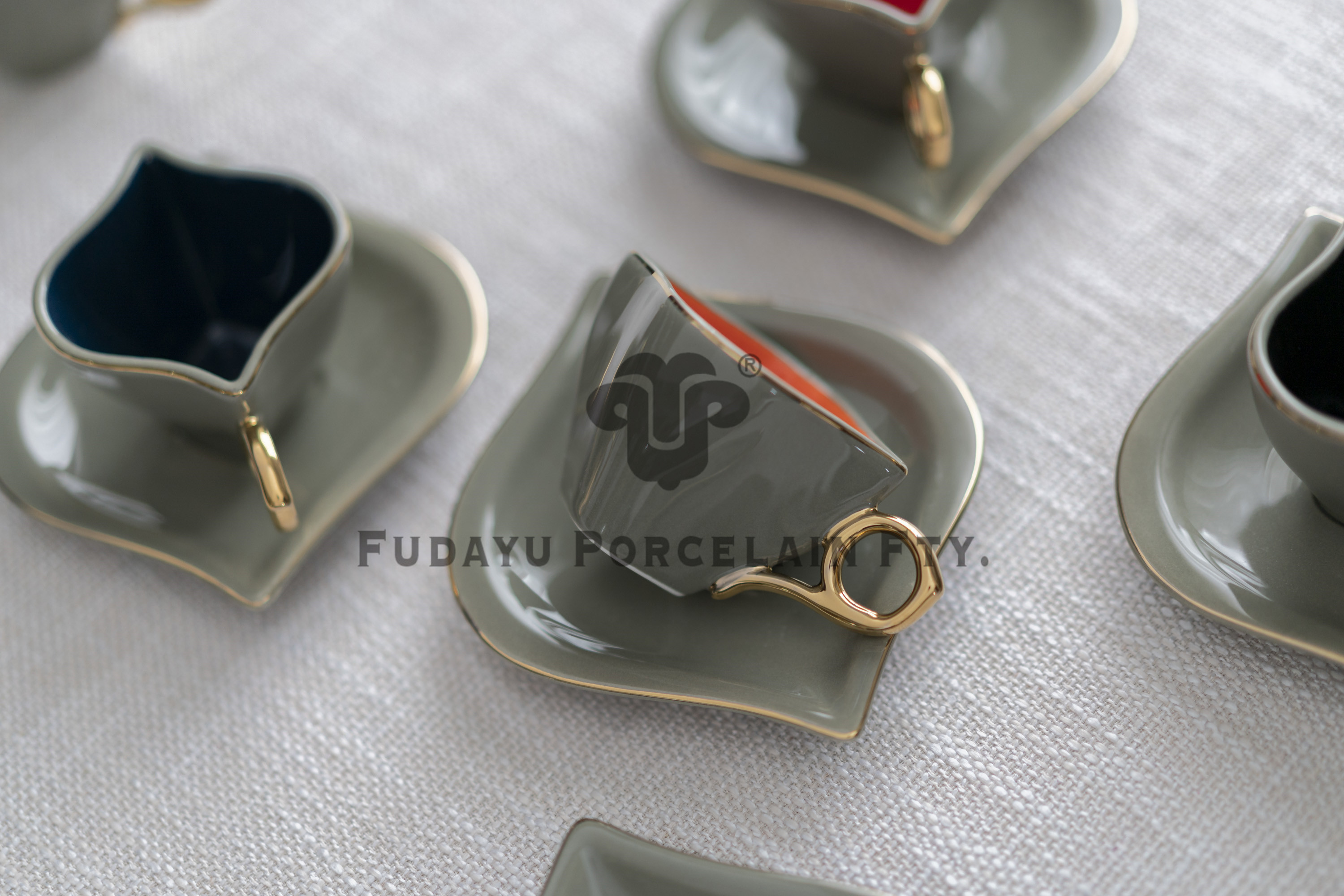 Coffee/tea cup and saucer