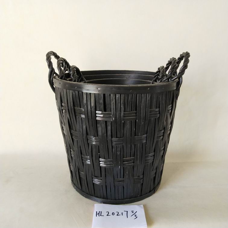 Storage basket