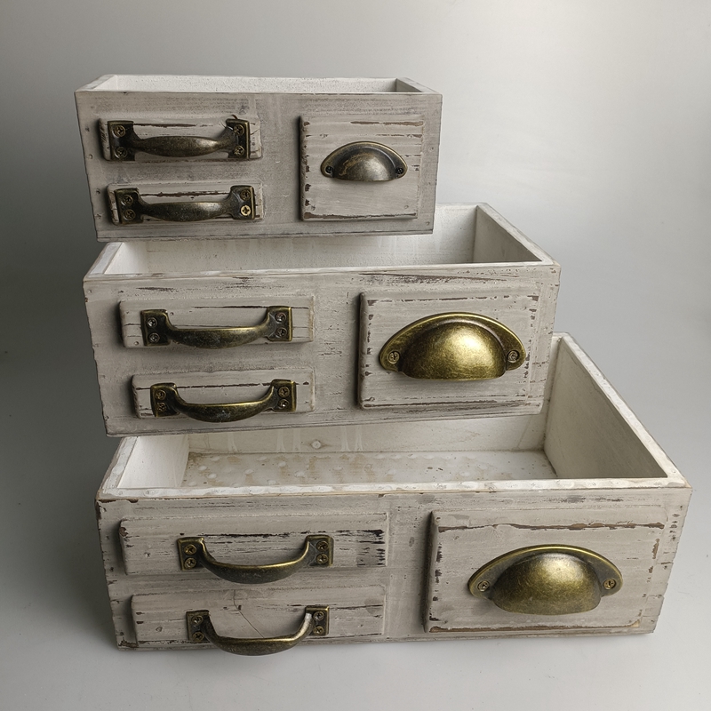 Wooden planter