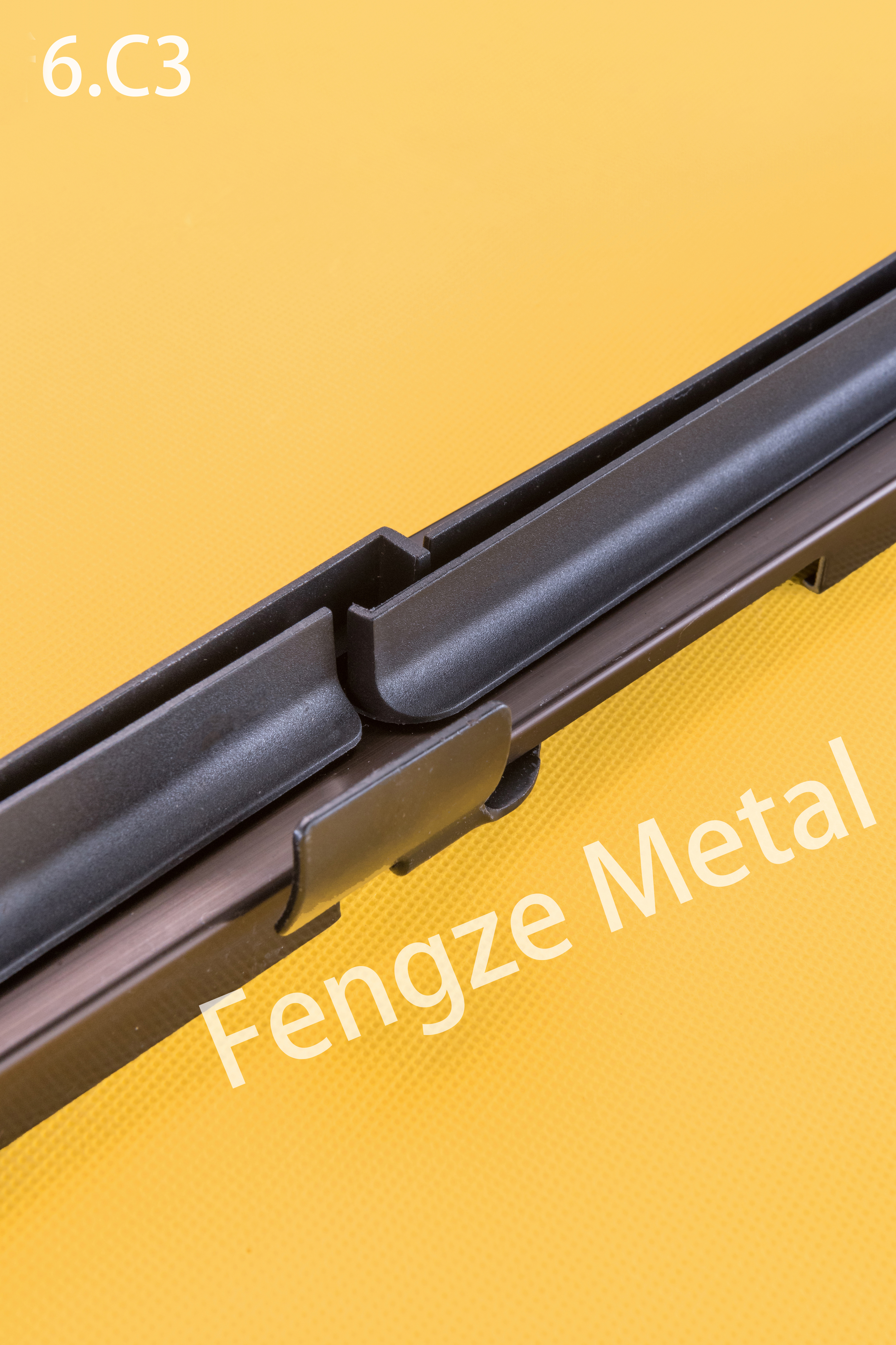 Aluminium and plastic louver frames