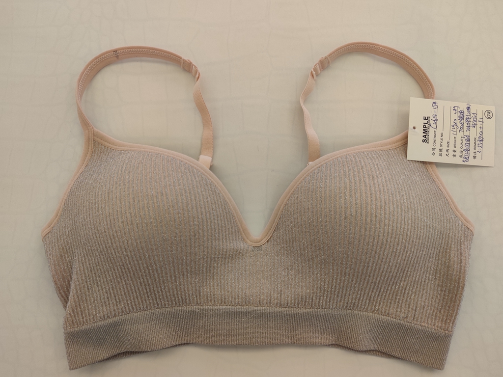 Women's seamless underwear