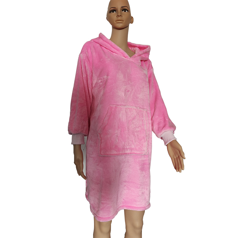 Warm and comfortable blanket with boodie with full sleeves solid flannle