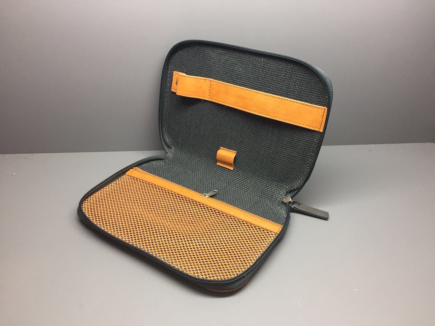 PU pen pouch