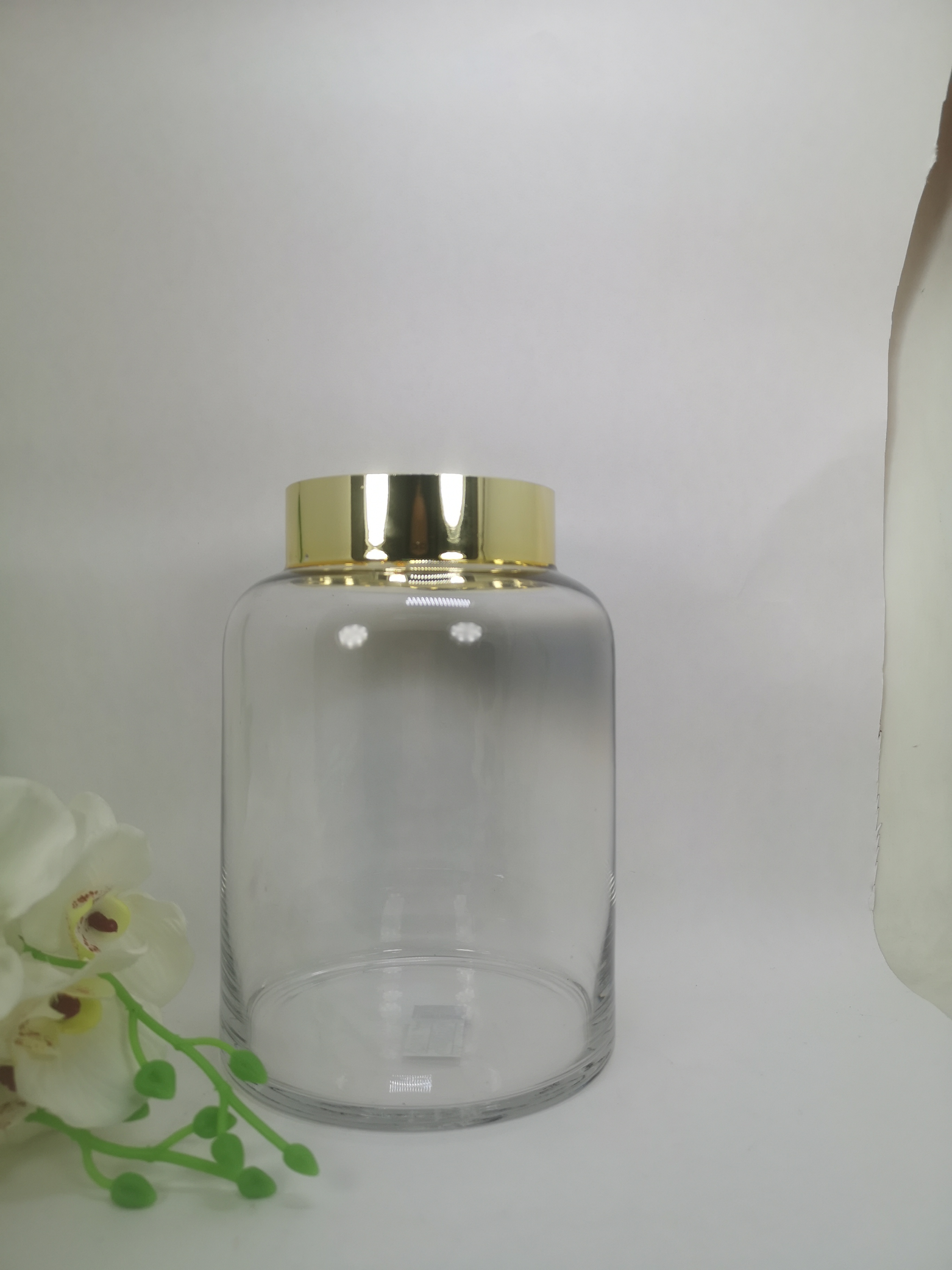 Hand Blown Clear Crystal Glass Vase With Plating Gold Effect
