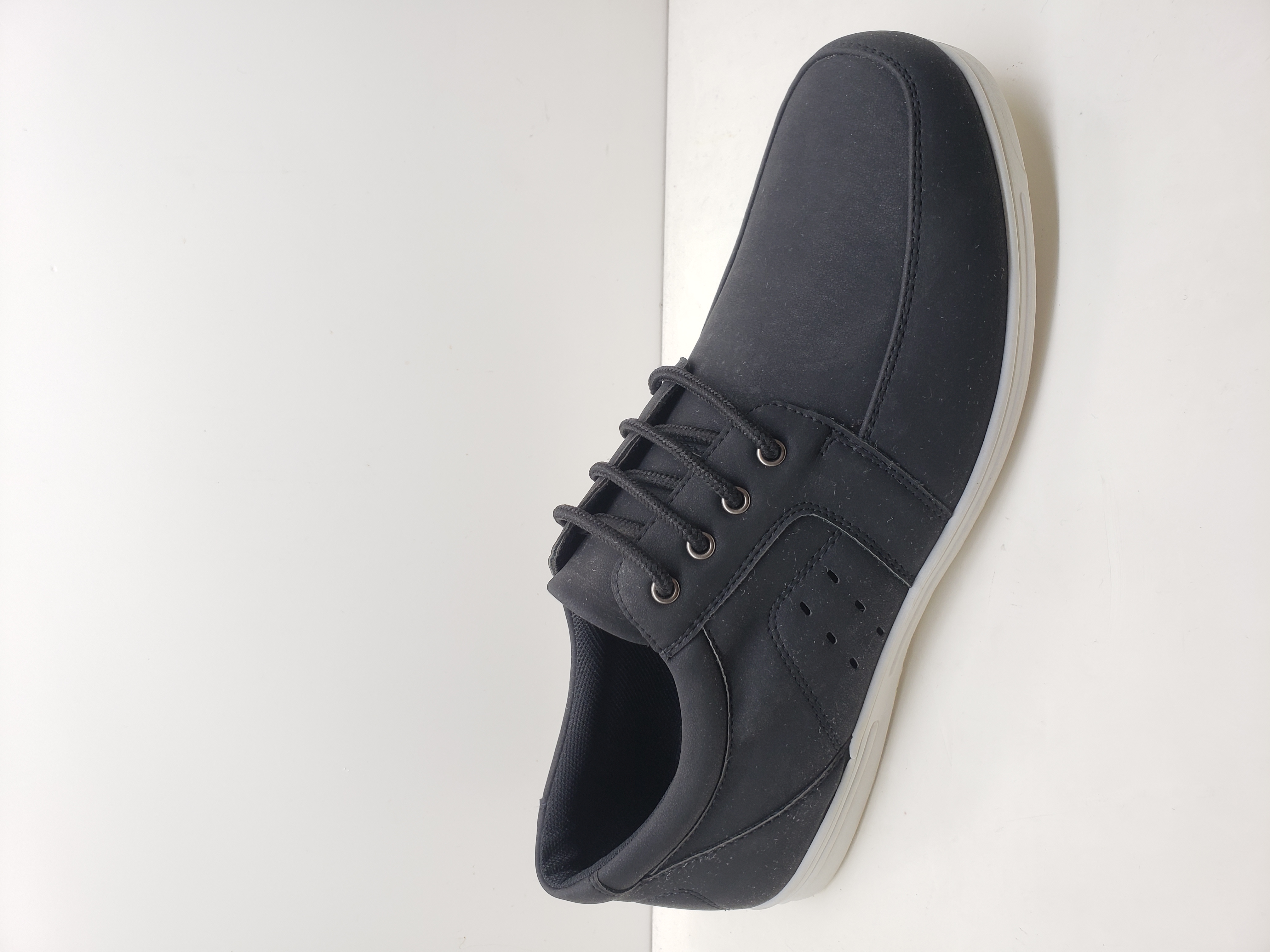 casual shoes