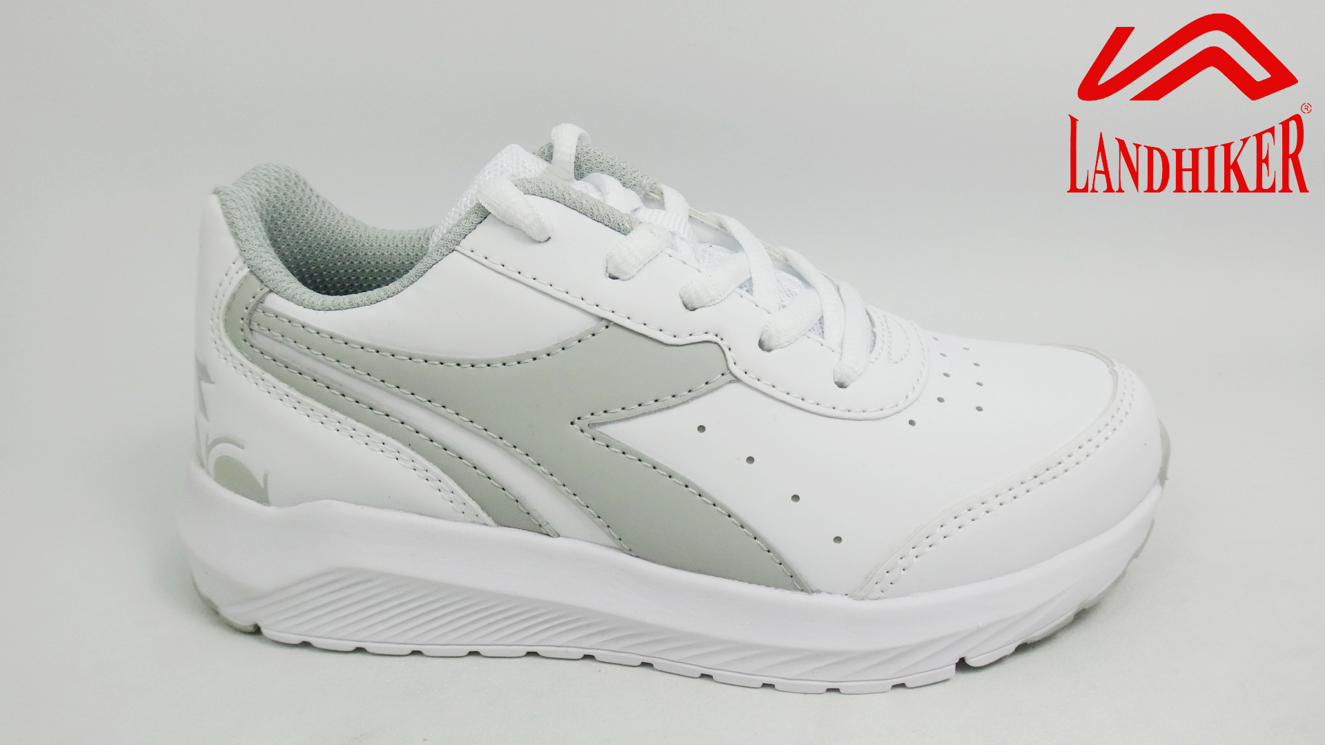 Diadora