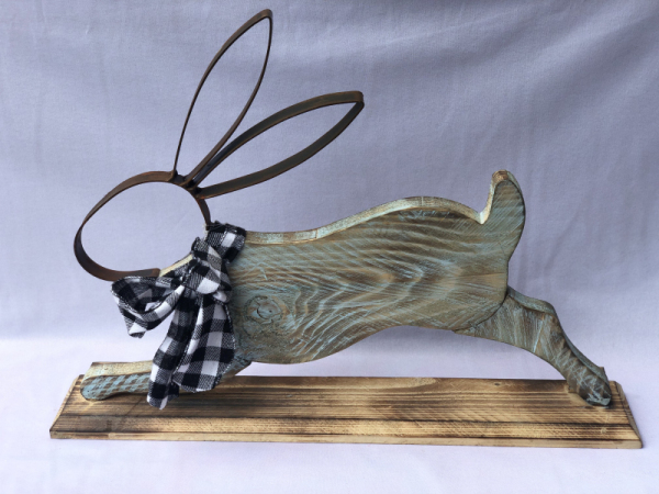 metal / wood rabbit