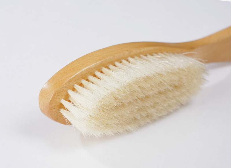 Clean brush