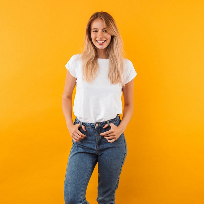 Women's Short Sleeve Round Neck T-shirt