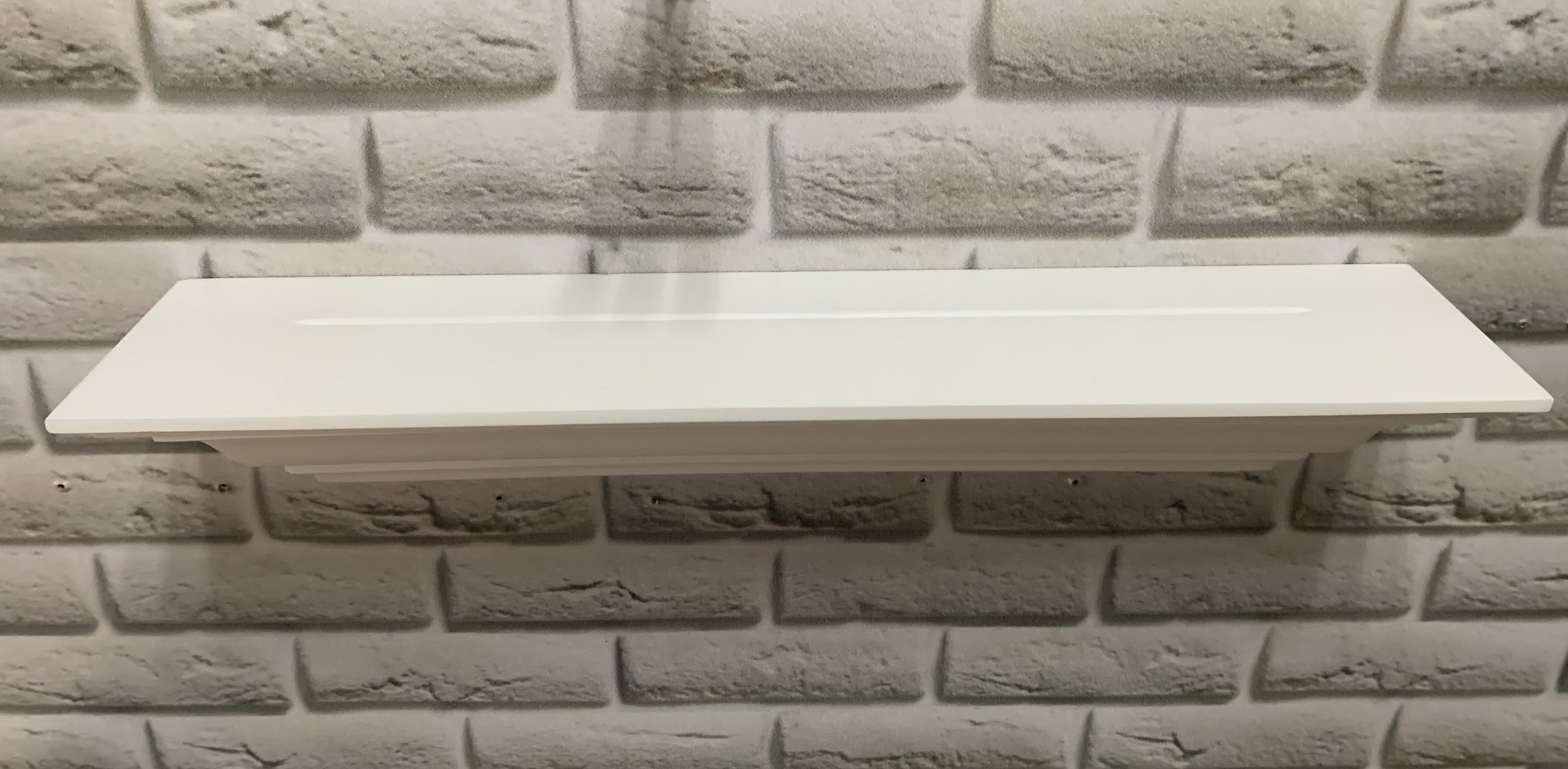 Crown molding ledge shlef
