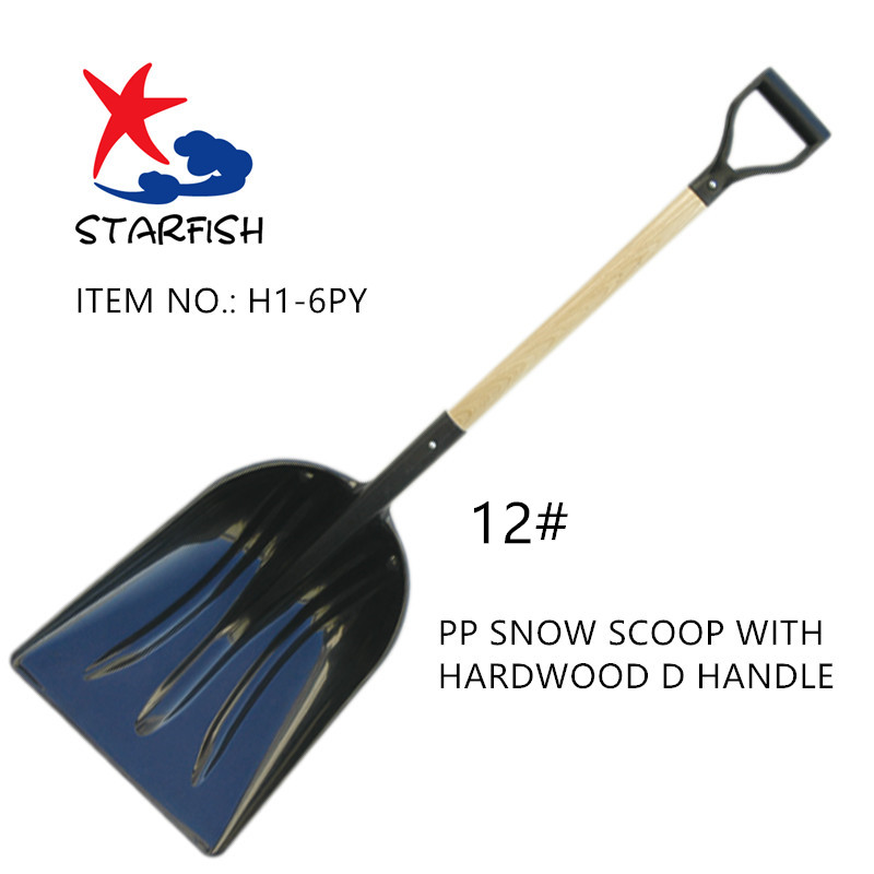 12# Snow scoop with hardwood D handle