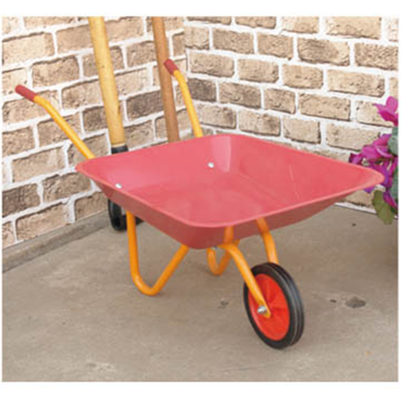 Kid's wheel barrow