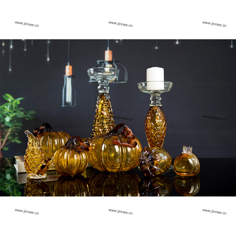 Glass Pupmkin