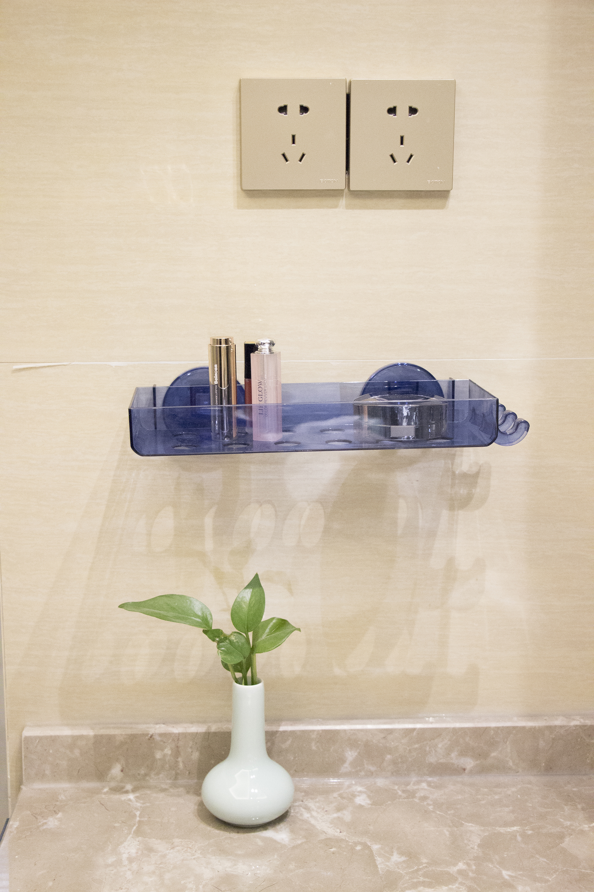 Multifunctional bathroom shelf with Towel Hook