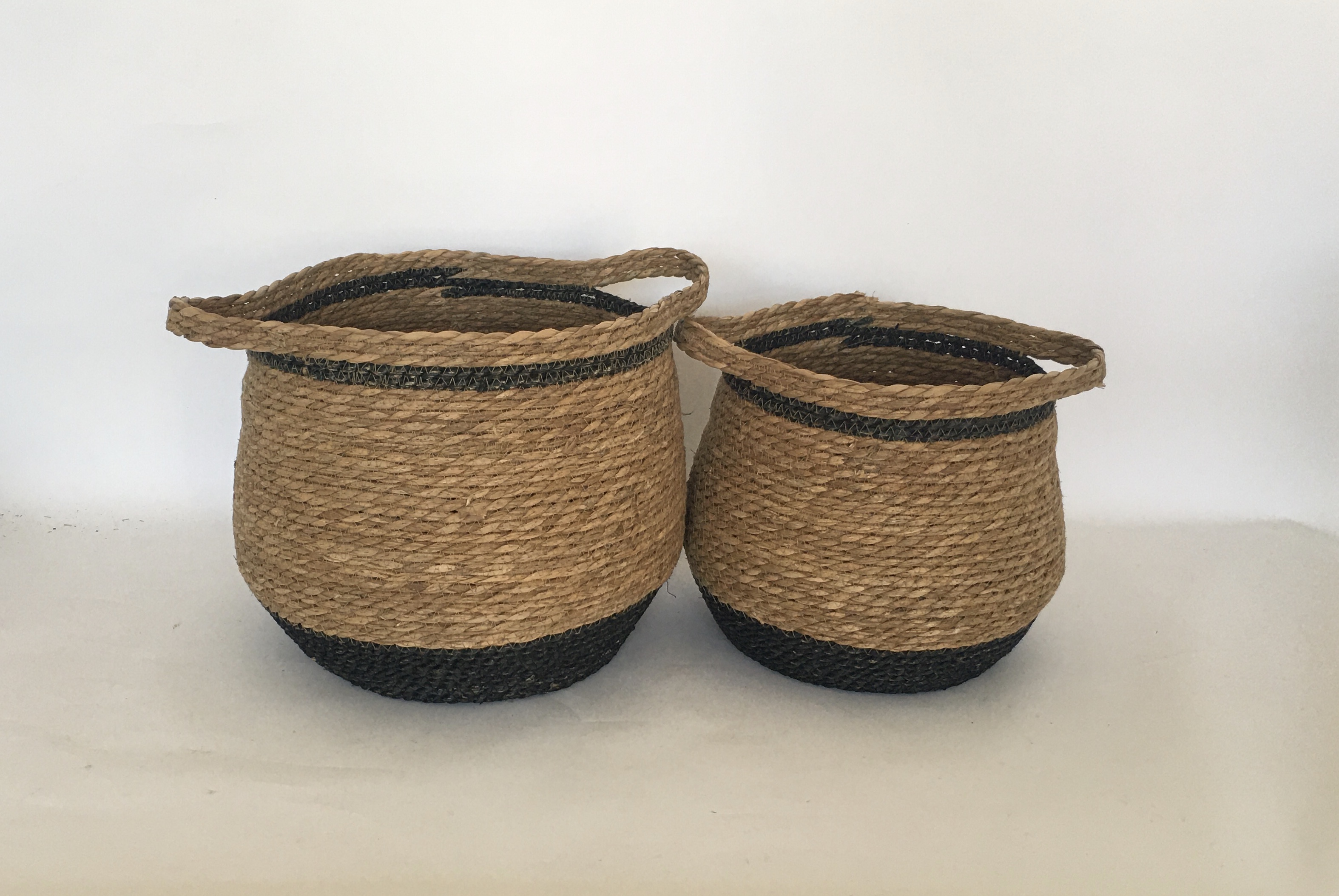 Straw basket seagrass storage bag hand-woven
