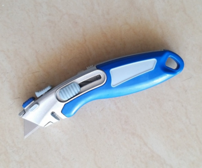 Multi-Function Heavy Duty Utility Knife