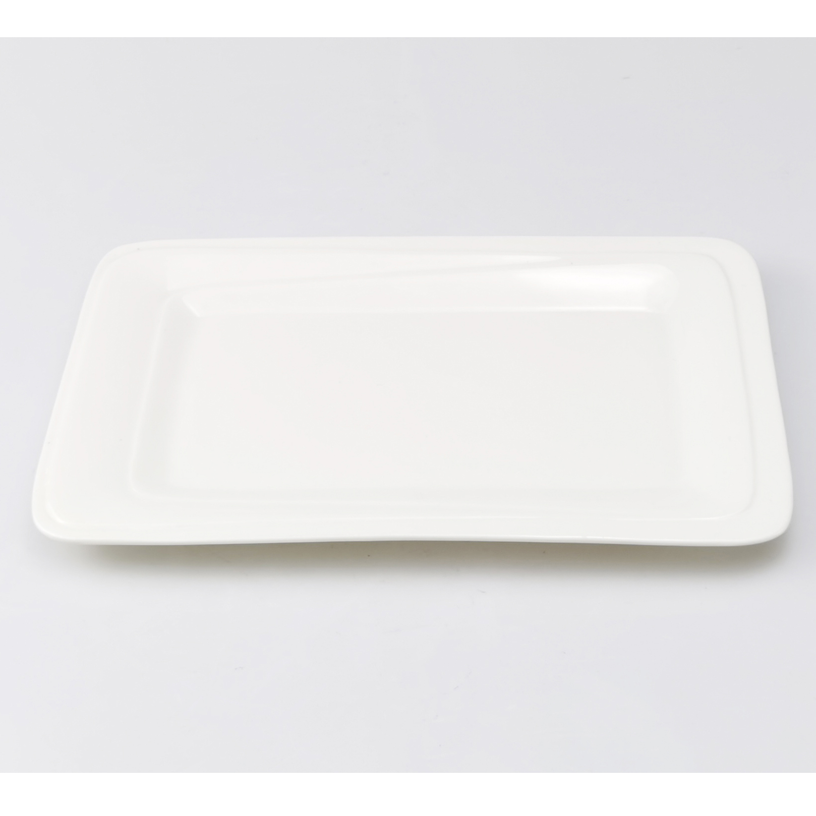 Ceramic plate