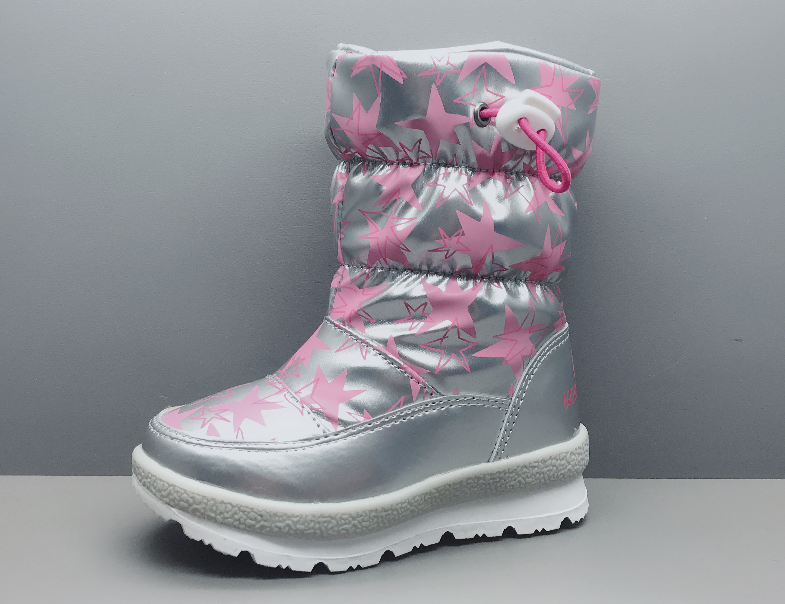 Snow boots