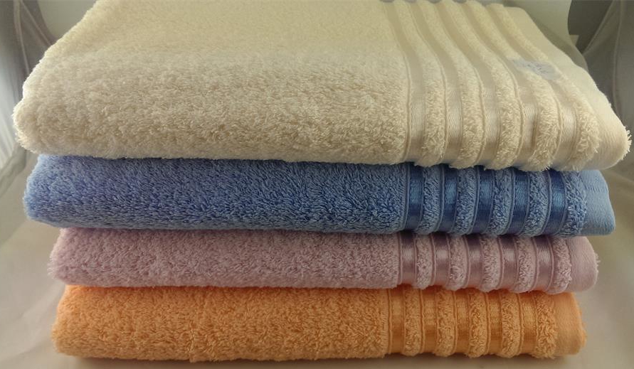 100% Cotton bath towel