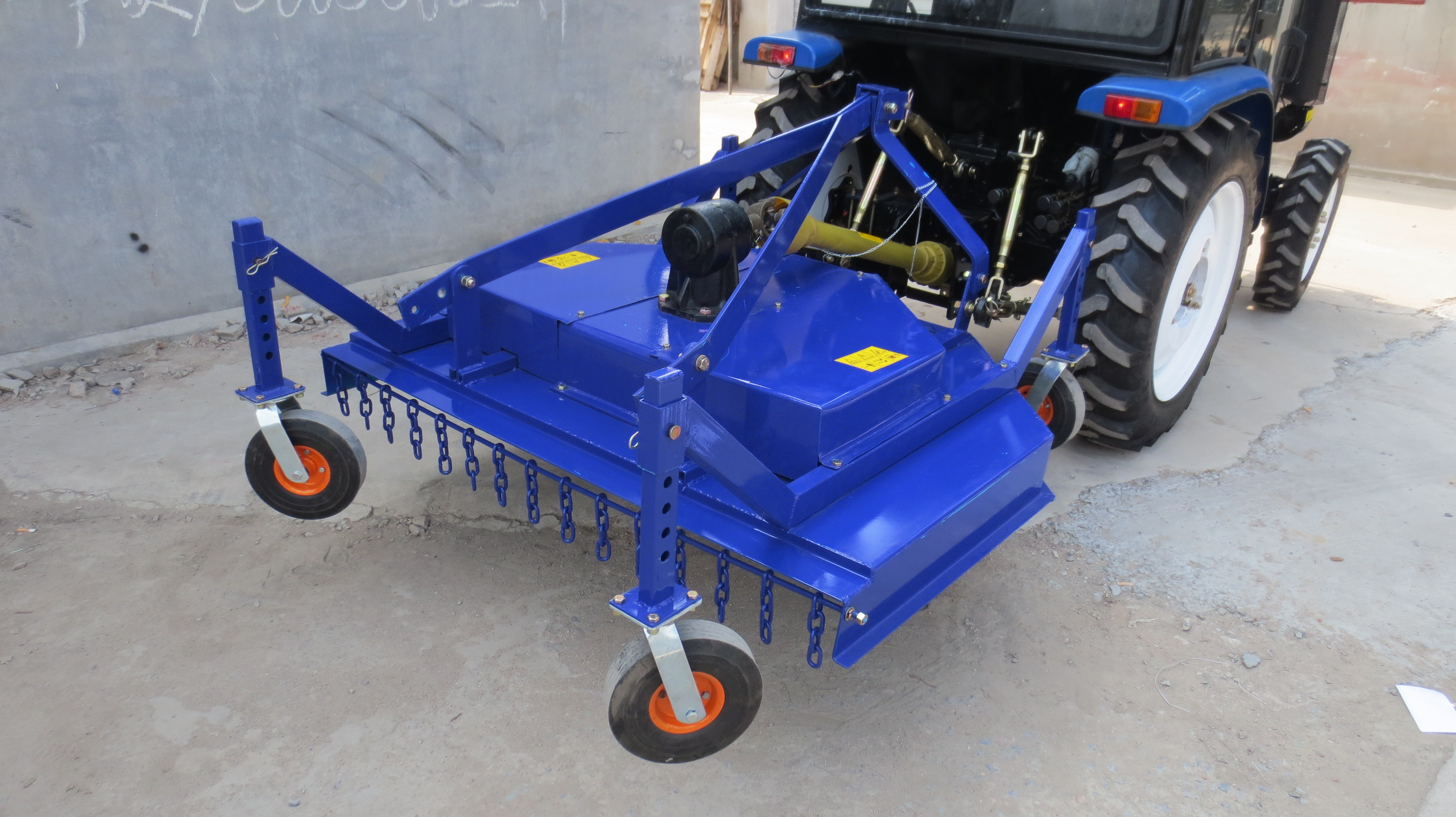 Weifang Taihong Tractor Co.,Ltd. – piezas mecanizadas 3