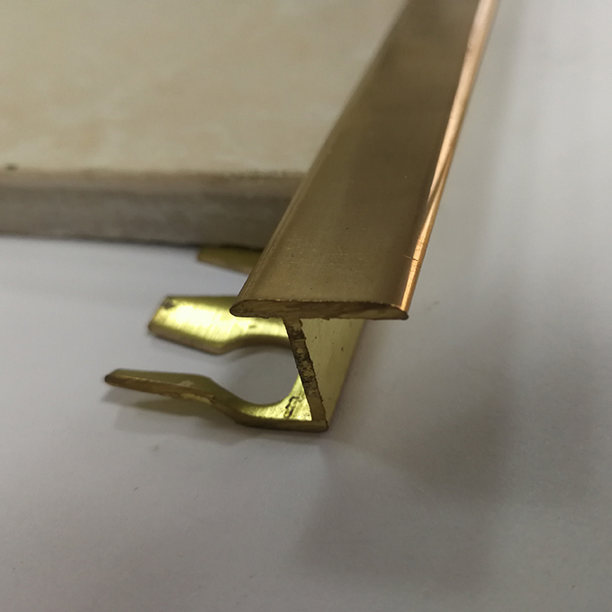 Brass anti-sllip stair nosing