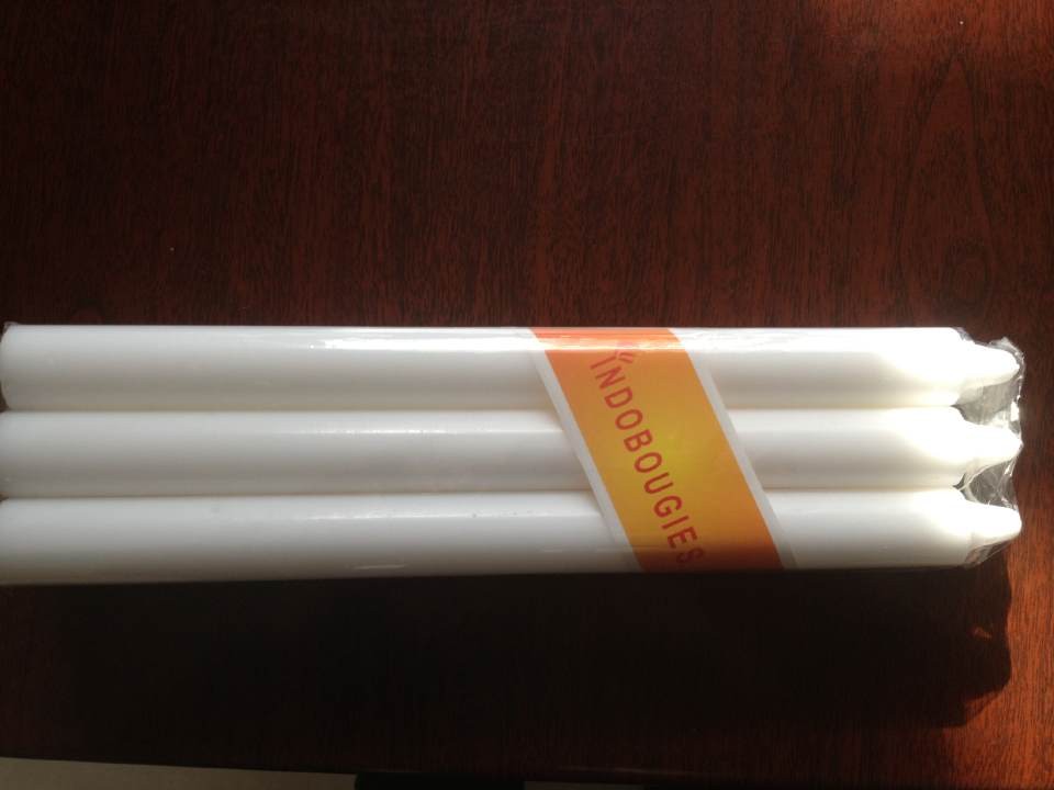 white household candle to Comorin