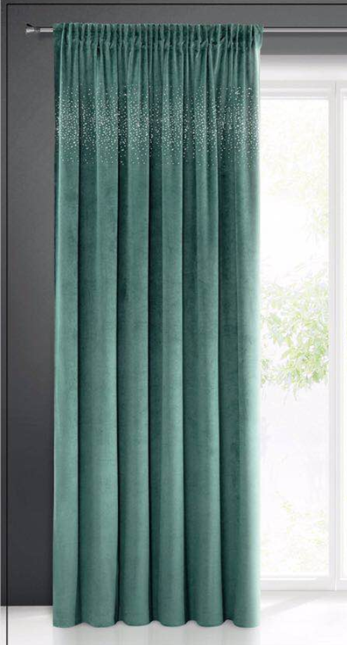 Reinstone curtain