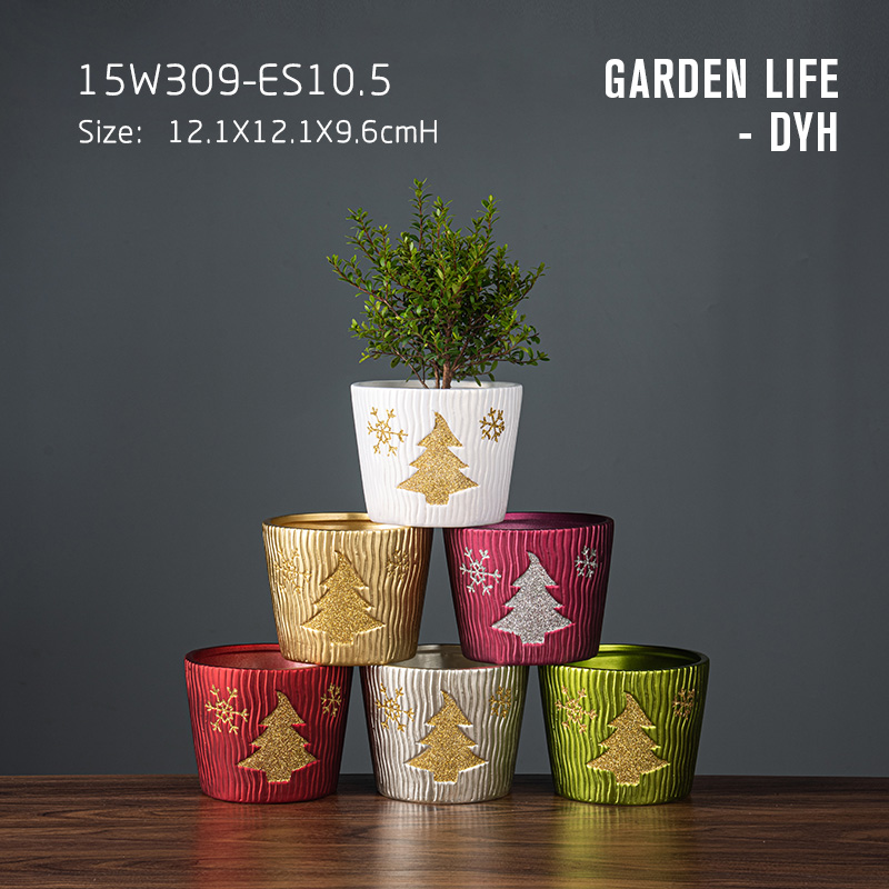 Christmas style painting metallic bevelled flower pot with Christmas tree pattern