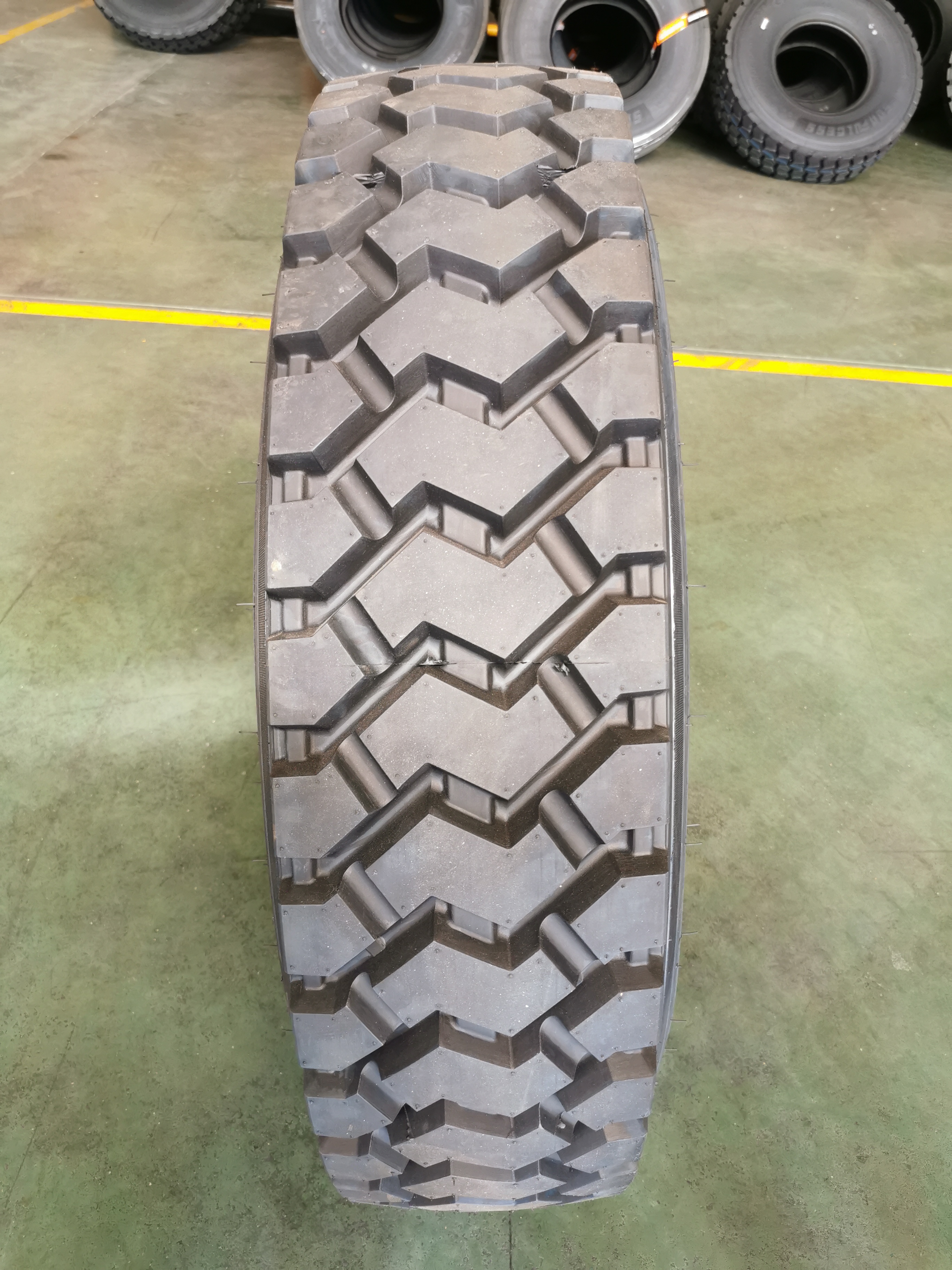 Safecess Truck Tire,dump Truck Tire