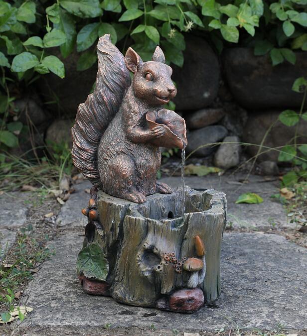 Hot selling rabbit stand stump solar fountain