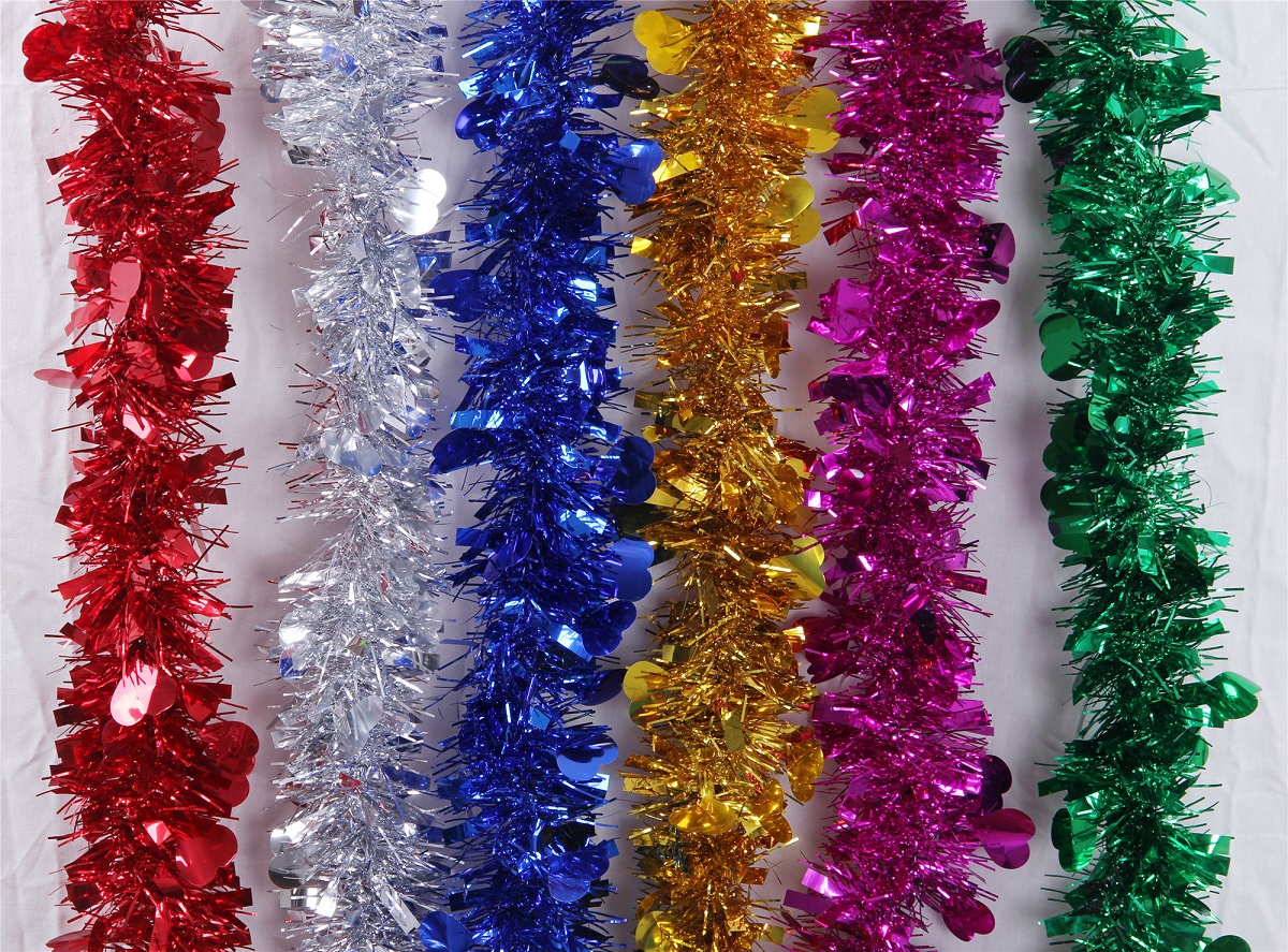 Tinsel garland