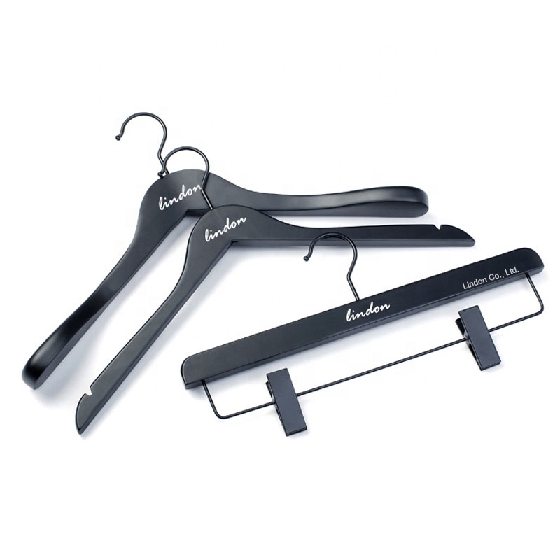 Custom LOGO Wooden Brand Hangers for Clothes
