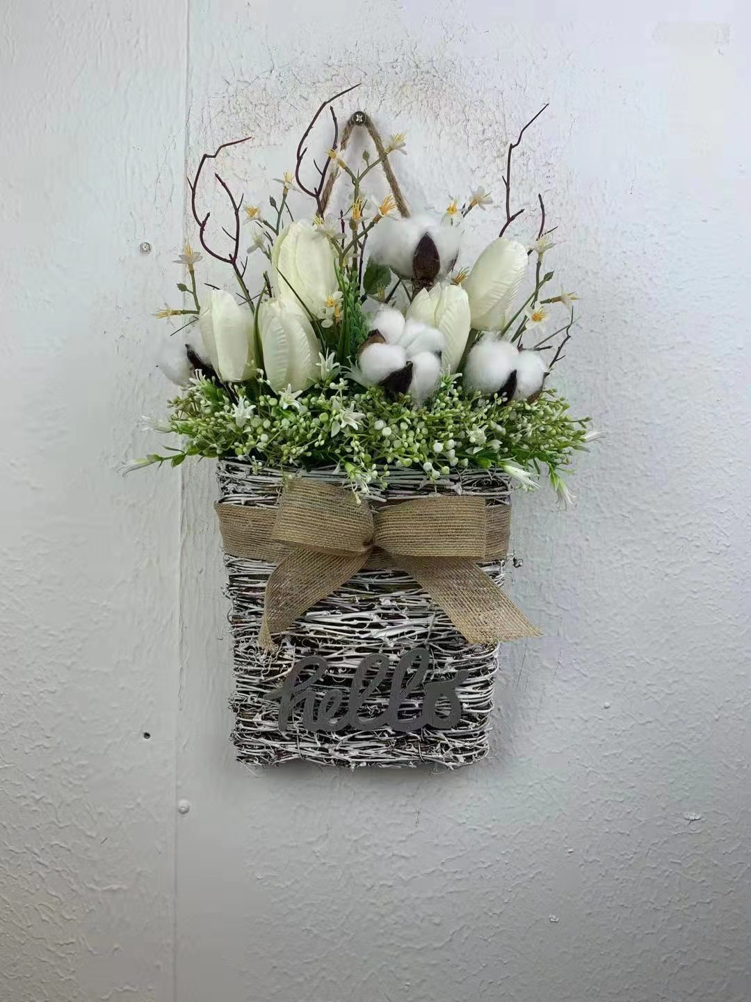 Excellent quality spring easter hanging baster decoration