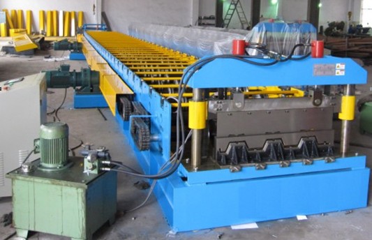 Steel Decking Roll Forming Machine