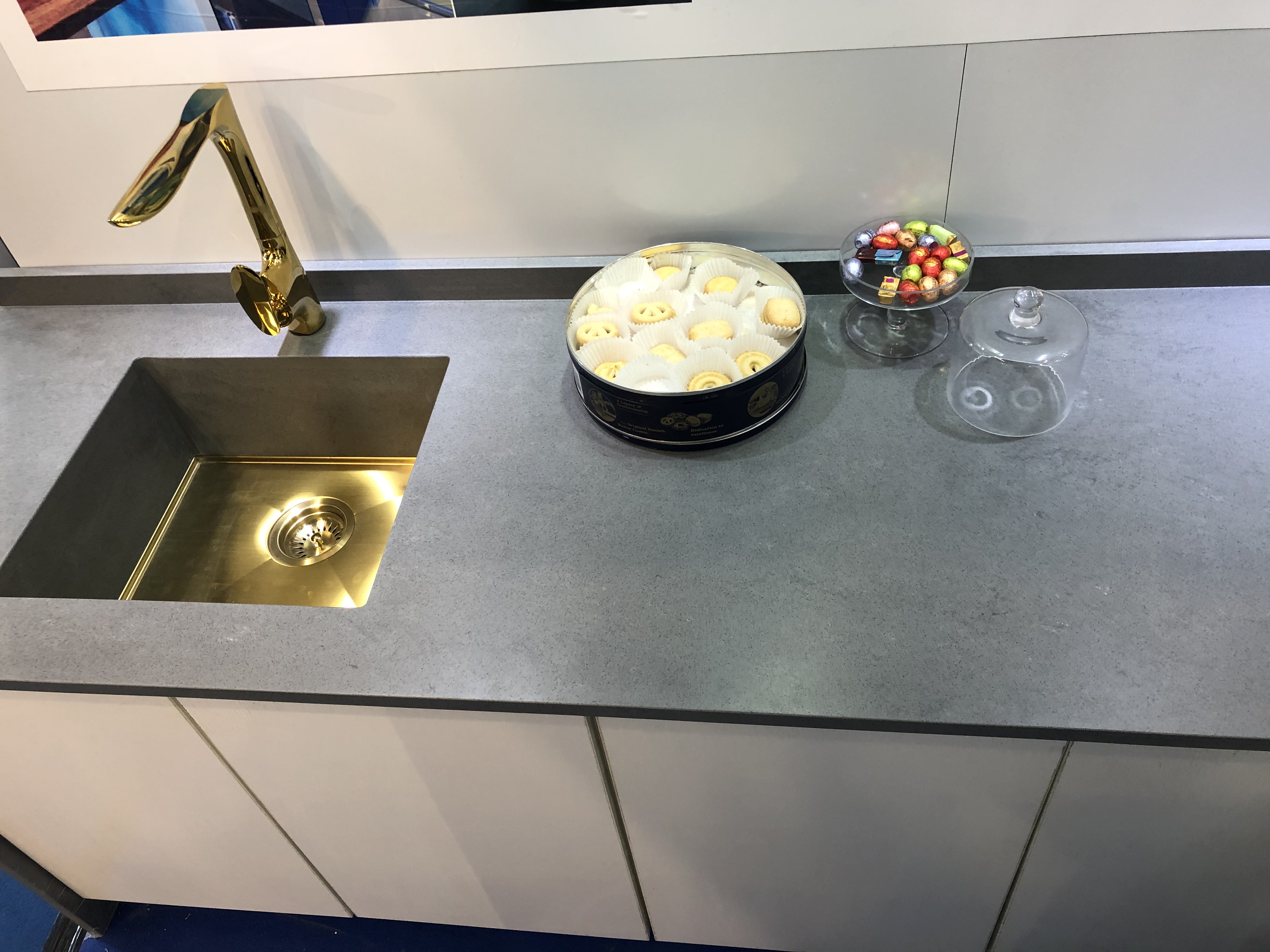 Solidtop Co.,Ltd – Acrylic board 4