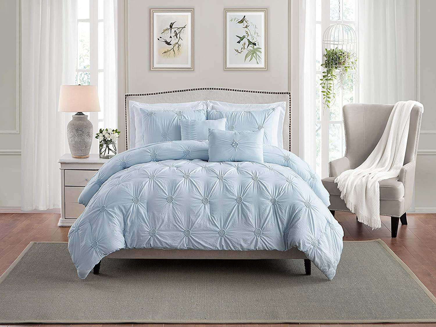 Pinch Pleat Comforter Pintuck Comforter and 2 Pillowcases