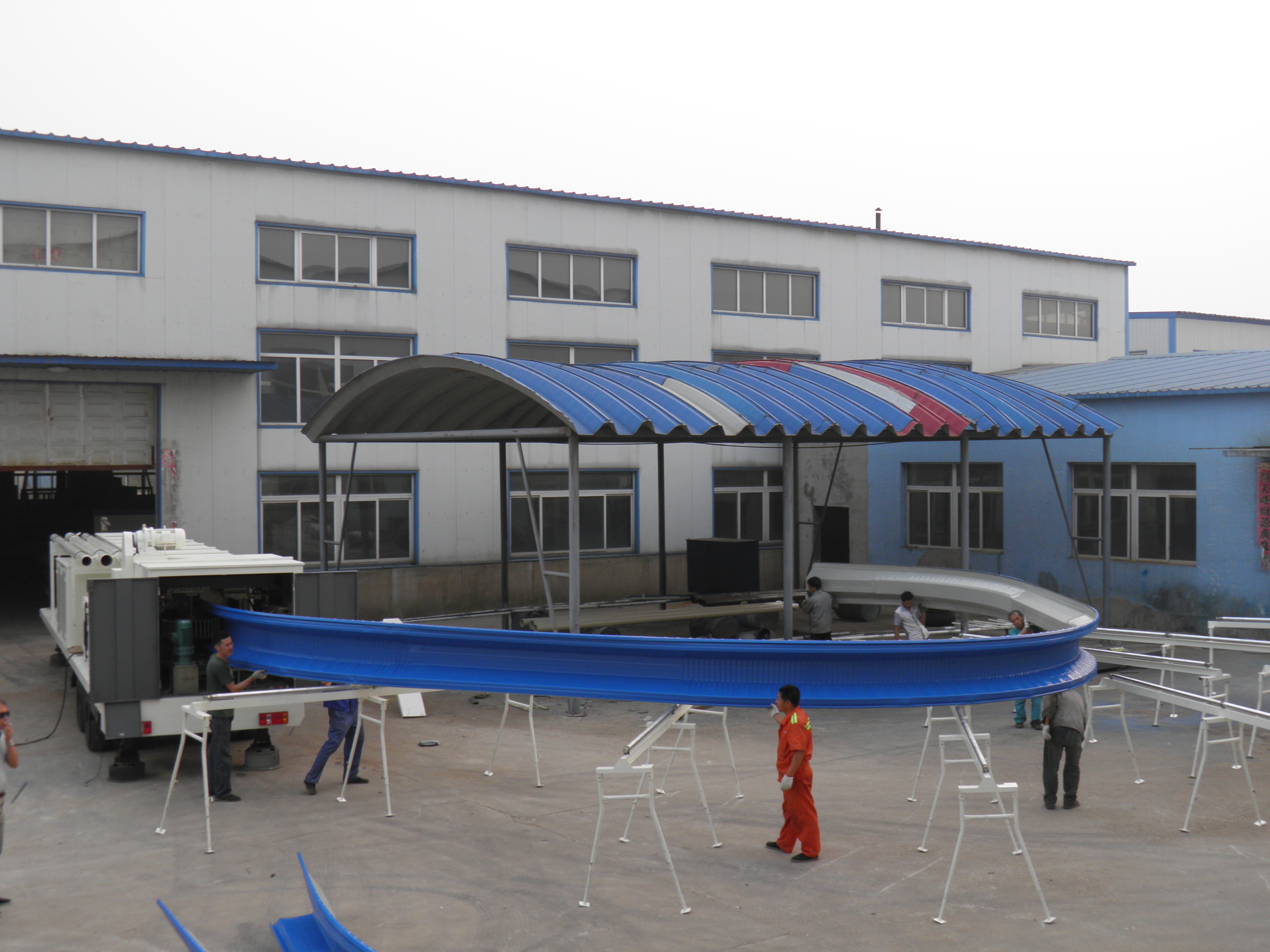 Multi-shape Arch Steel No-girder Building Machine