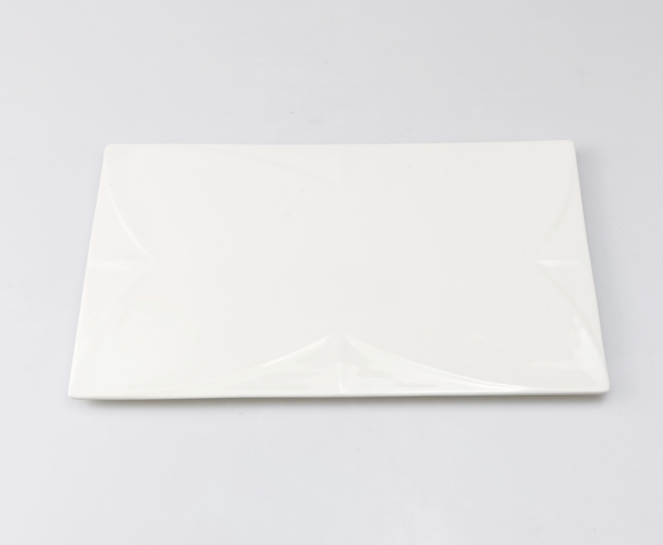 Ceramic plate
