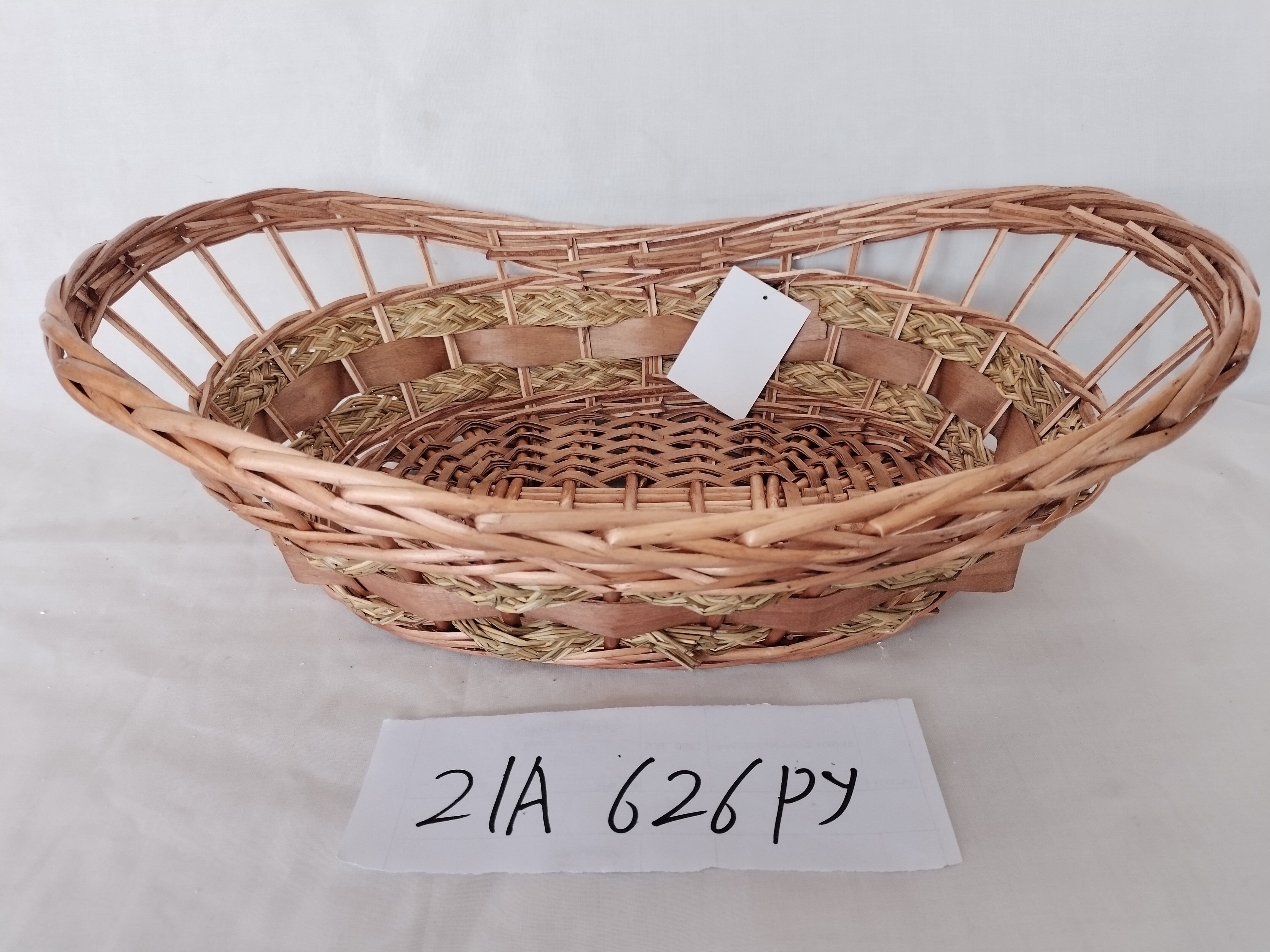 Kingwillow gift tray hot selling Christmas gift wicker storage fruit basket tray storage tray