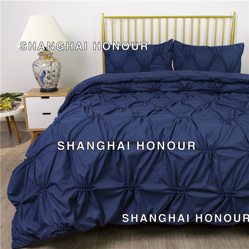 Gathered Comforter