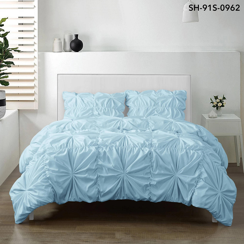 soft hand feeling wholesale high quality brand flannel Velvet Bedding Queen quilt Bed Comforter Set