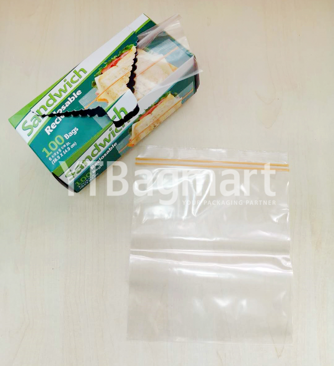 Sandwich reclosable bag