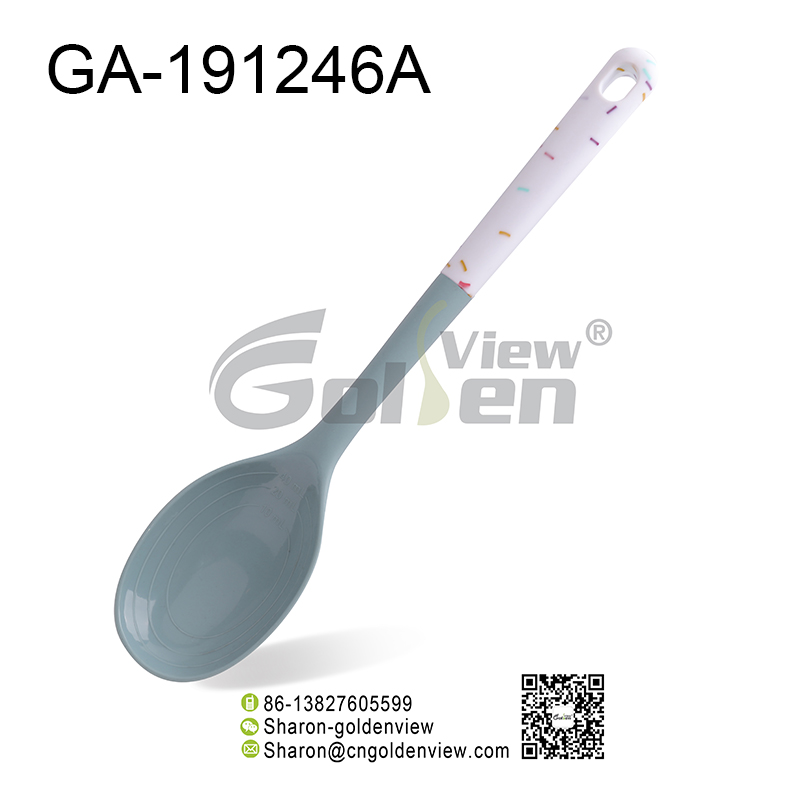 Speckled silicone spoon