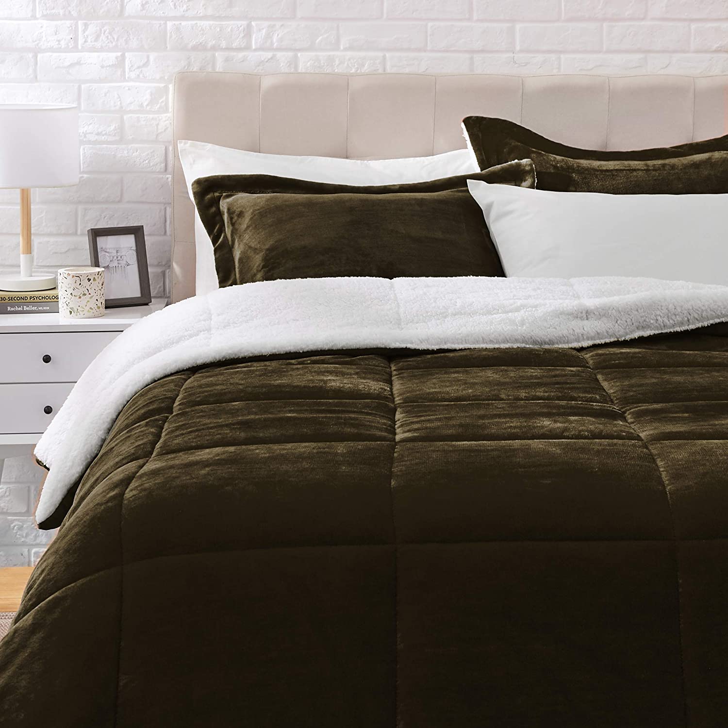 Flannel and sherpa velvet double-sided quilt comforter sets